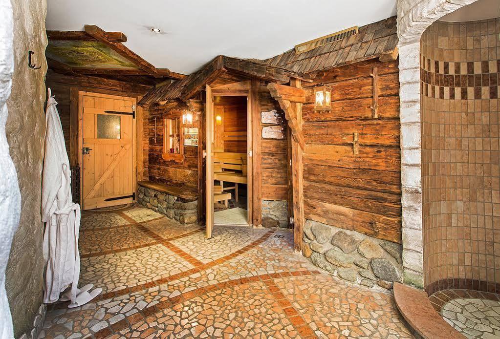 Hotel Hasenauer 4 Sterne Superior ザールバッハ・ヒンターグレム エクステリア 写真
