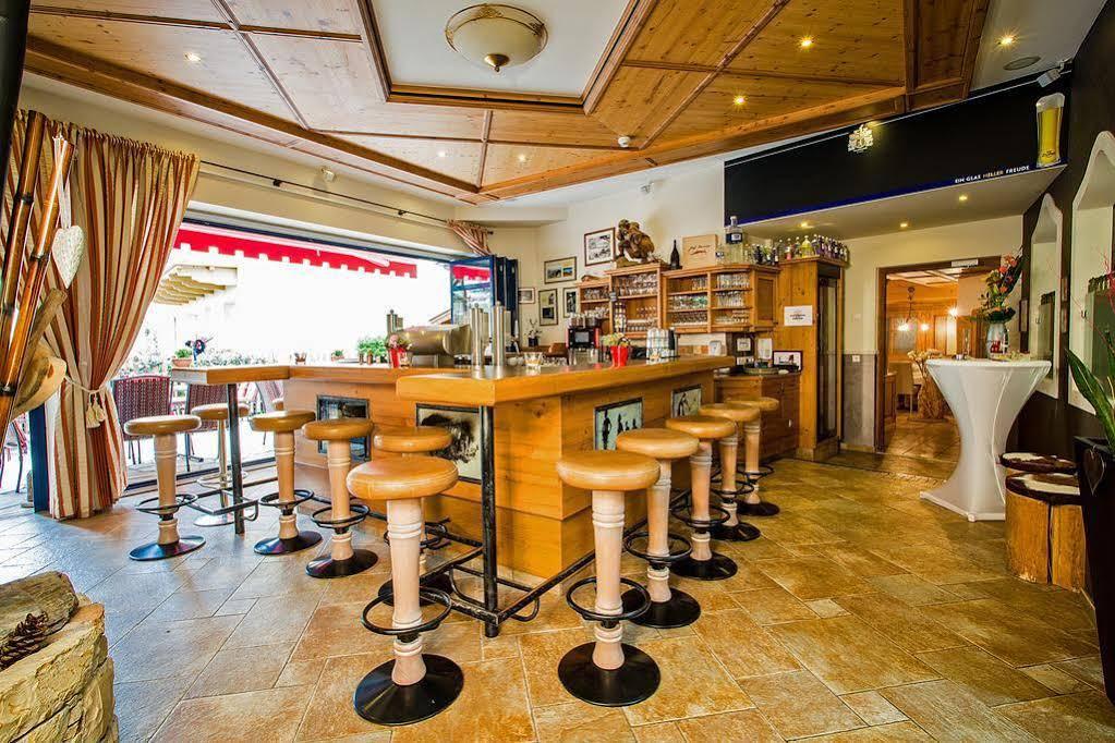 Hotel Hasenauer 4 Sterne Superior ザールバッハ・ヒンターグレム エクステリア 写真